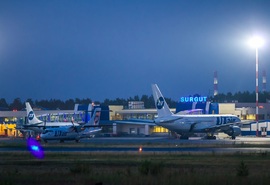 Мачты освещения для аэропорта Сургута